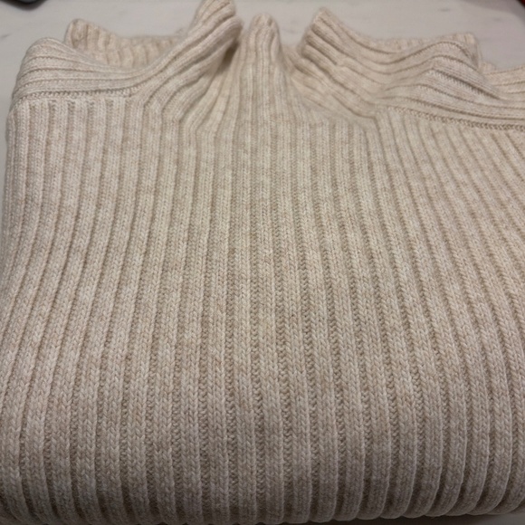 NWT H&M mock turtle neck sweater Medium - Picture 3 of 7